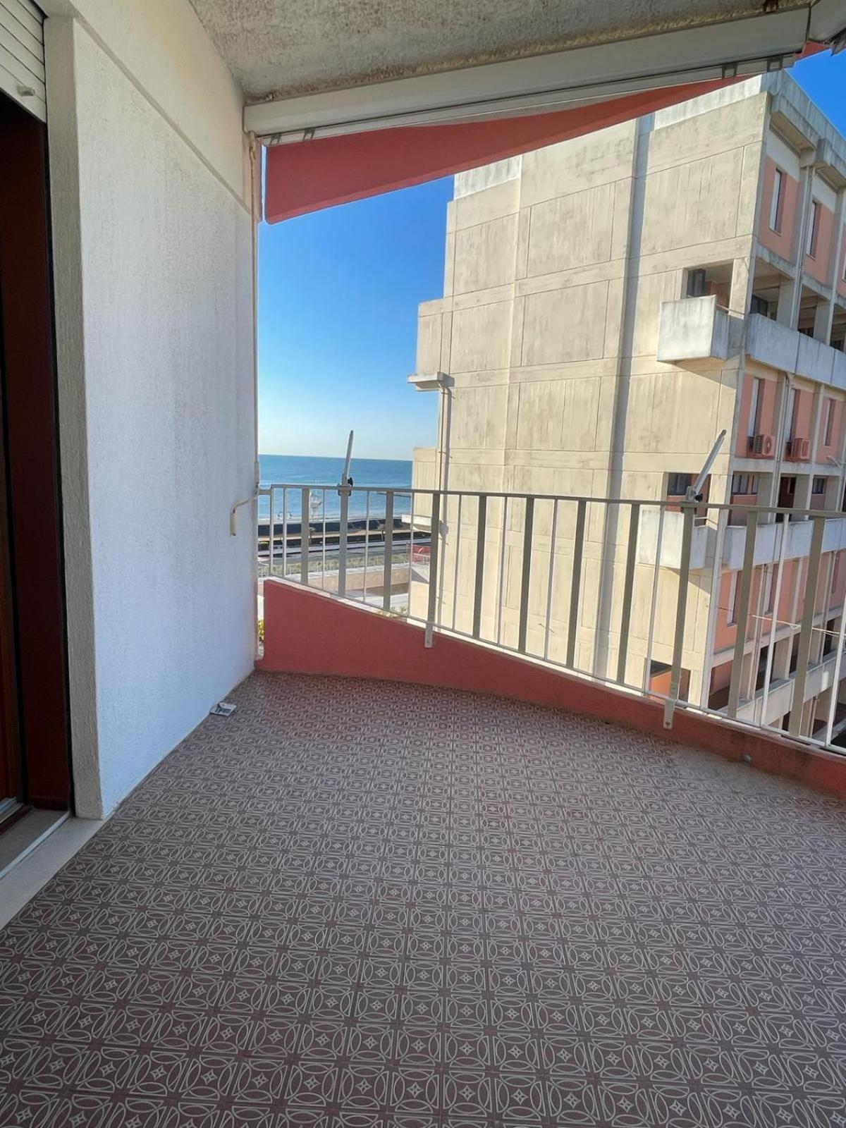 Residence Apollo - Walterigato Apartments Solo Per Famiglie Lido di Jesolo Dış mekan fotoğraf