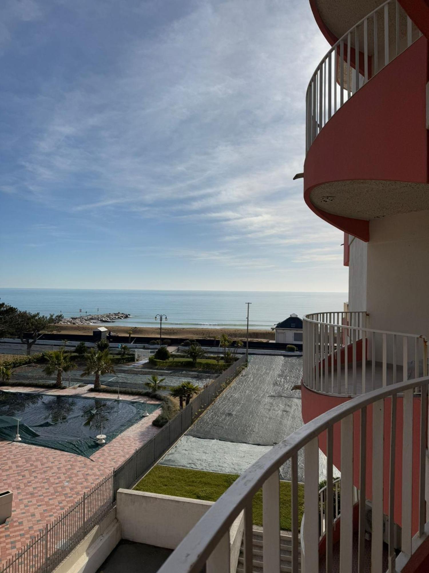 Residence Apollo - Walterigato Apartments Solo Per Famiglie Lido di Jesolo Dış mekan fotoğraf