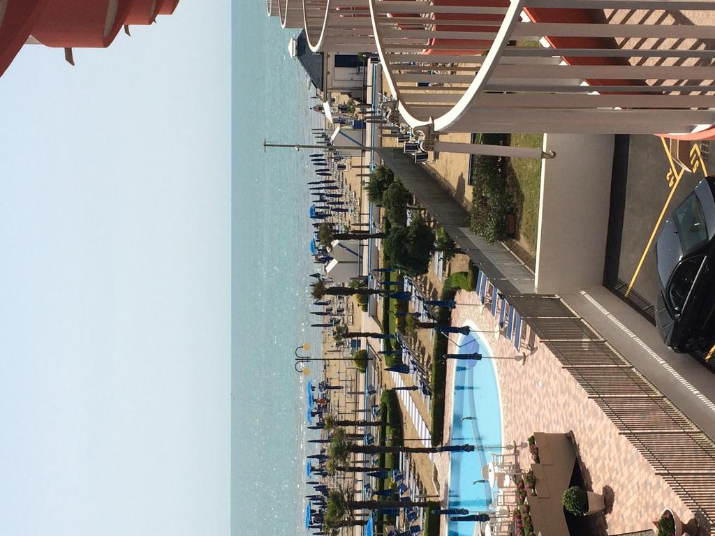 Residence Apollo - Walterigato Apartments Solo Per Famiglie Lido di Jesolo Dış mekan fotoğraf